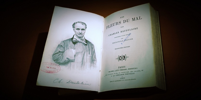 baudelaire reliure fond noir